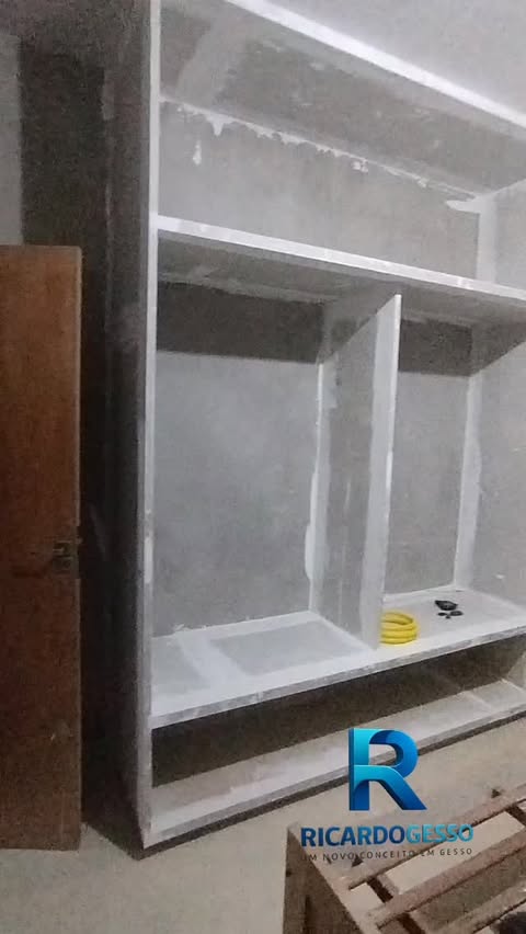 Forro drywall e moldura